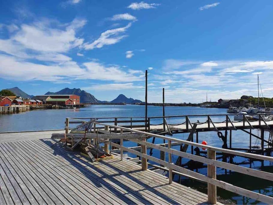 Real Fisherman'S Cabins In Ballstad, Lofoten 외부 사진