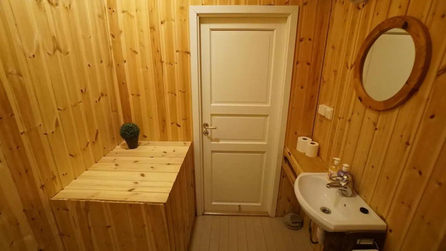 Real Fisherman'S Cabins In Ballstad, Lofoten 객실 사진